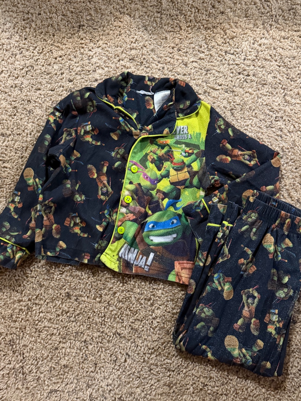Teenage Mutant Ninja Turtles Boys Pajama Set - Black & Neon Green